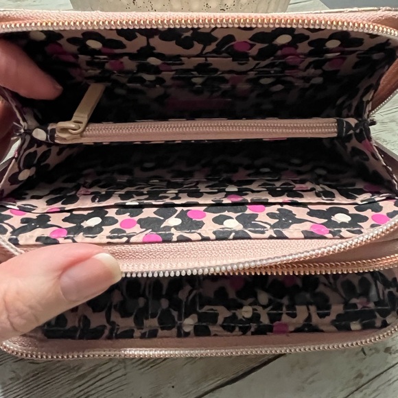 Vera Bradley wallet - Picture 7 of 11